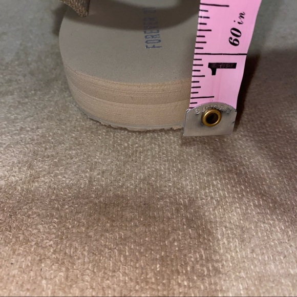 Forever 21 Flatform Sandals! - Picture 7 of 7